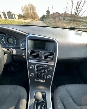 Volvo XC 60 cena 44000 przebieg: 326600, rok produkcji 2011 z Częstochowa małe 277